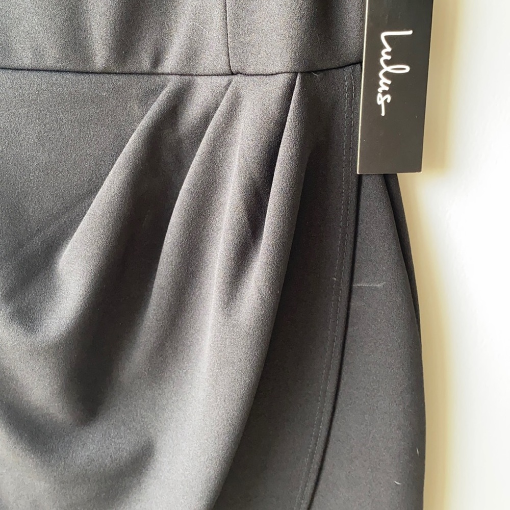 Lulus Black Tulip Mini Dress NWT - Homecoming, School Dance, Vacation, Going Out - Picture 4 of 6